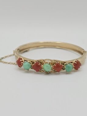 Vintage Red Green Stone Hinged Bangle Bracelet Gold Tone Safety Chain 6.50" MCM
